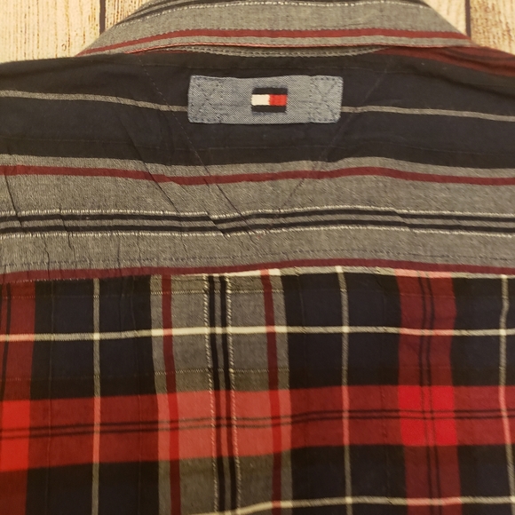 Vintage Tommy Jeans button down shirt - Picture 5 of 8
